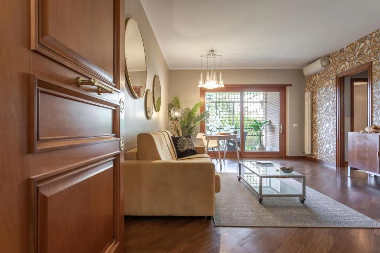 Elfaro Kitty - Stylish Apartment Close To S. Peter Rome 0*,  Italy
